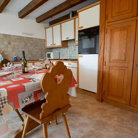 Le Des Pres. アパート